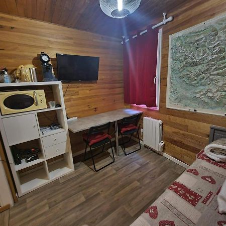 Chez Gaspard Le Montagnard เลส์เดอซาลป์ ภายนอก รูปภาพ